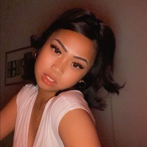 Meet your Posher, Junelle